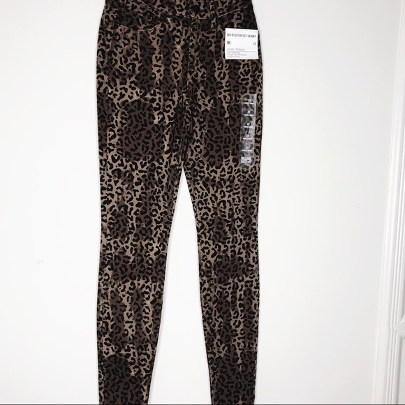 WILLIAM RAST Mid Rise Perfect Skinny Denim Pants - Picture 4 of 9